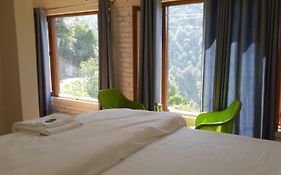 Chandra Homestay Kainchidham